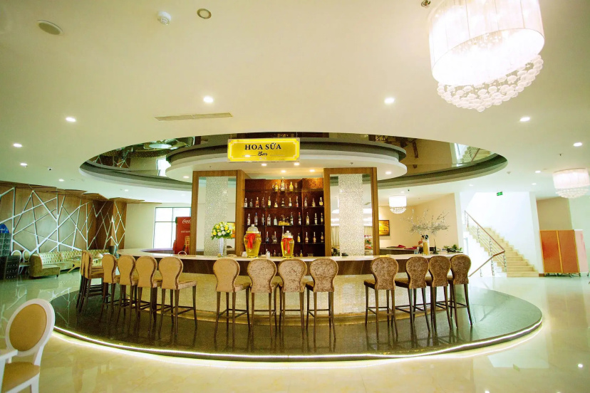 Nha Trang Center Place — комфортный отель в Нячанге