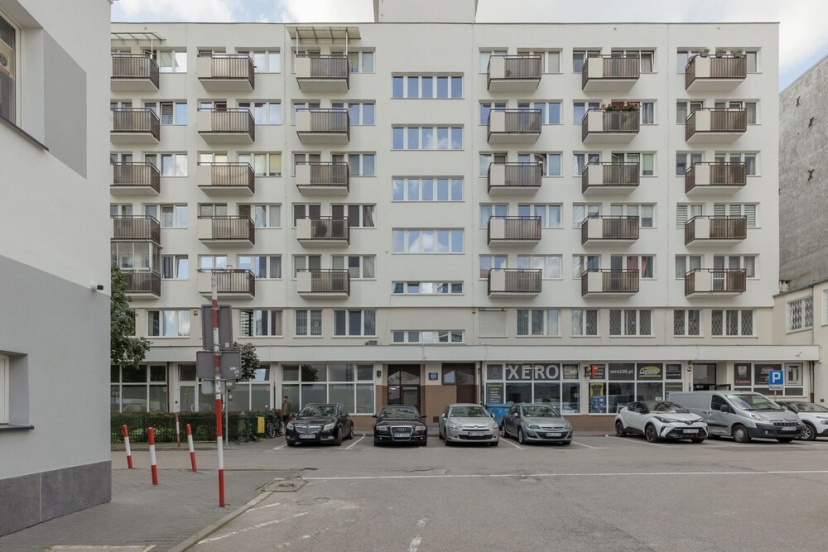 Apartment Chmielna 100 by Renters — отель с удобным расположением в Варшаве