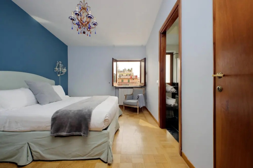 Treasurerome Spanish Steps Penthouse 4BR — отель в Риме, Италия