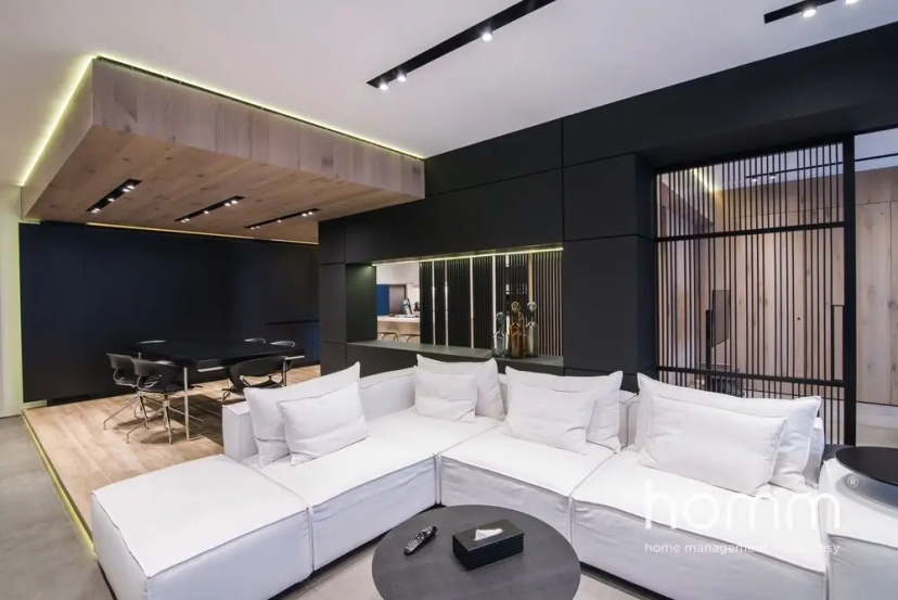 181m² homm Newly Renovated Luxurious Apartment — забронировать отель в Афины
