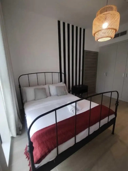 Stunning 1B With Balcony & City View - dubai — отель с удобным расположением в Дубае