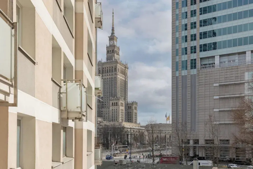 Emilii Plater Apartment by Renters — комфортный отель в Варшаве