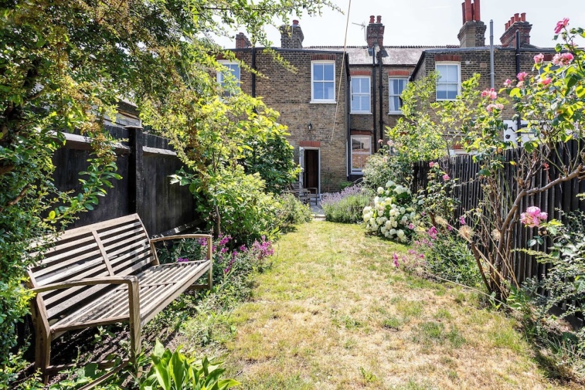 Tooting's Charming Victorian Garden Hideaway — отзывы гостей и цены