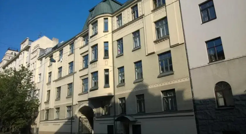 Spacious loft in Art Nouveau area — отель с удобным расположением в риге