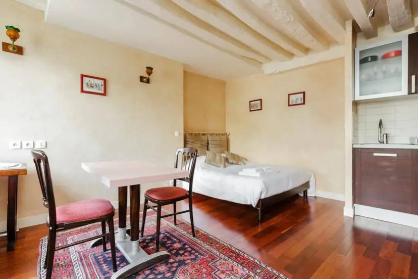 Appartement Art Deco — отель в Париже, Франция
