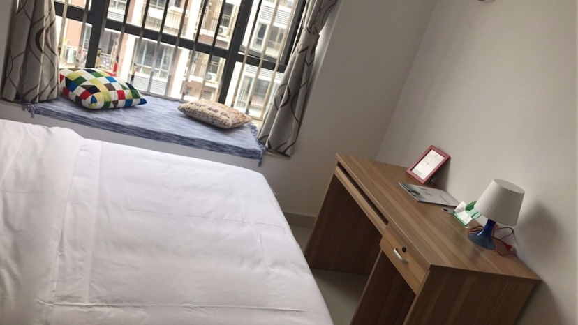 Estay Apartment Xiangmi Lake Shenzhen — забронировать отель в Шэньчжэне