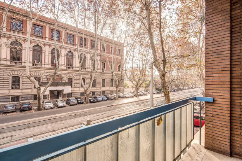 Цены на Trastevere Rooms в Риме