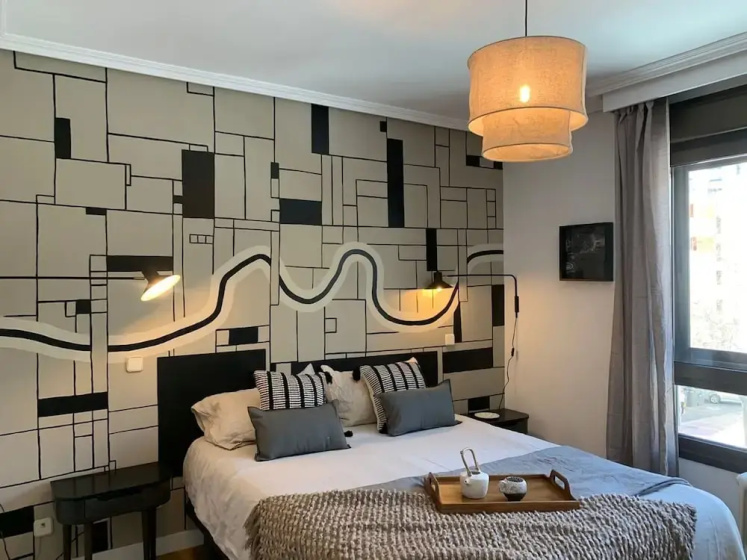 Arties - 4 Bedrooms Apartment in Almagro — комфортный отель в Мадриде