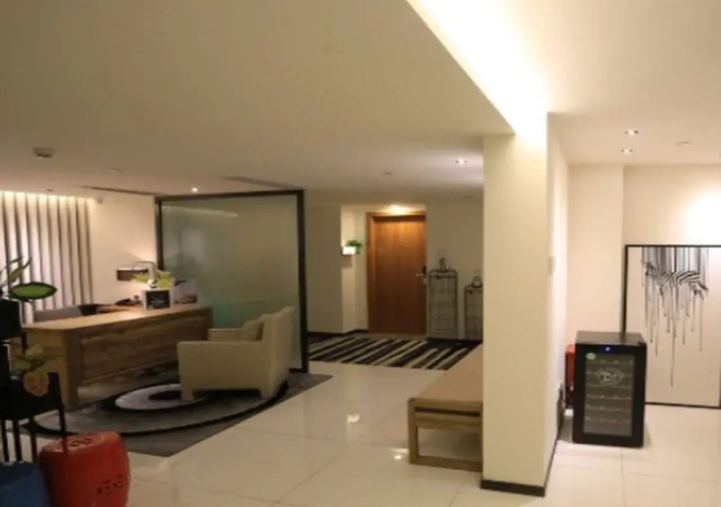 Shenzhen U-Home Apartment Huangguang — отель с удобствами в Шэньчжэне