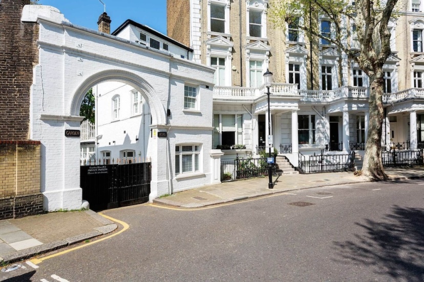 Linden Gardens Mews — забронировать отель в Лондоне