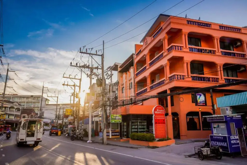 Khaleej Mass Hotel Patong 3 — отель в Пхукете, Таиланд