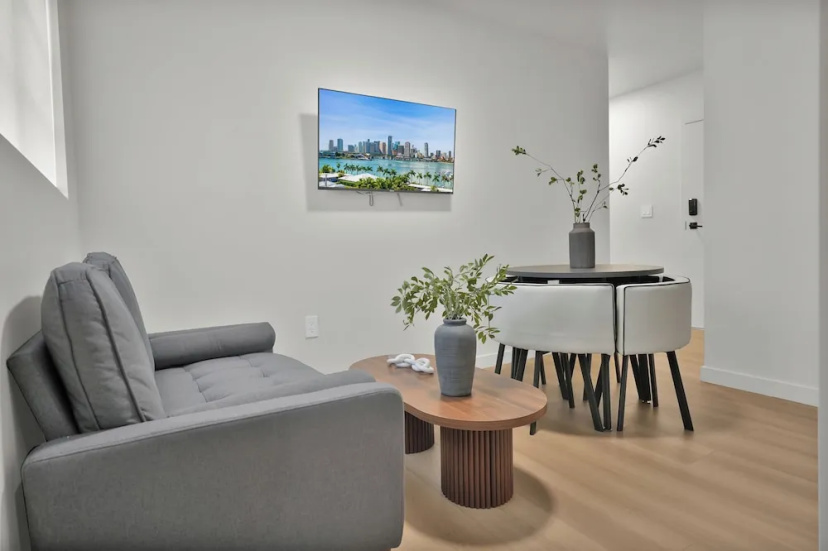 Prestige Retreat by Renzzi 3 — отель в Майами, Соединенные Штаты Америки