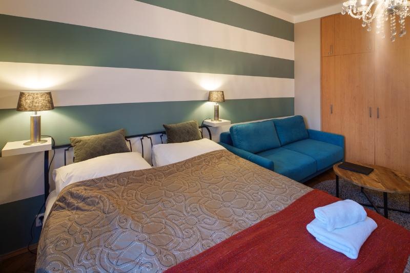 Old Town - Dlouha Apartments — отзывы гостей и цены