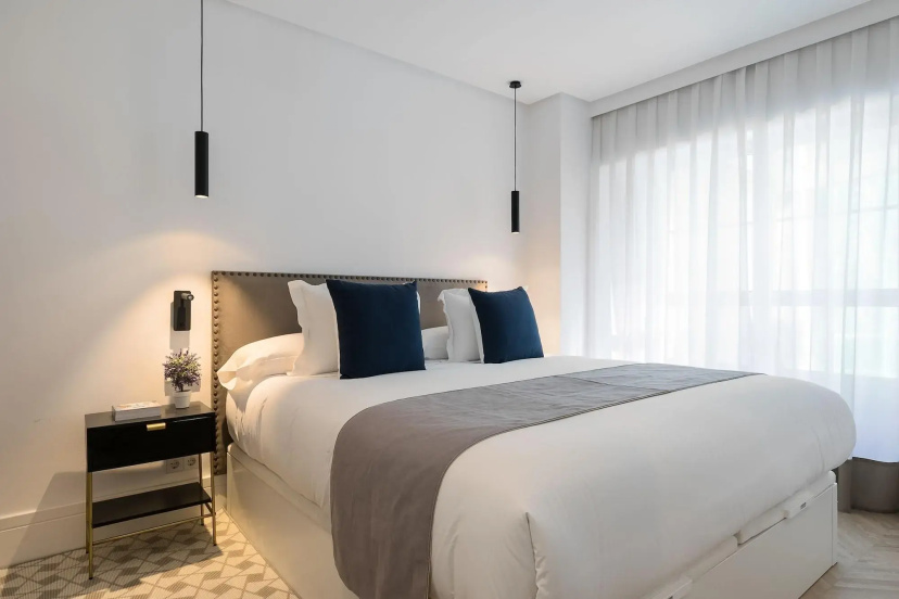 Feelathome Waldorf Suites Apartments — забронировать отель в Мадриде