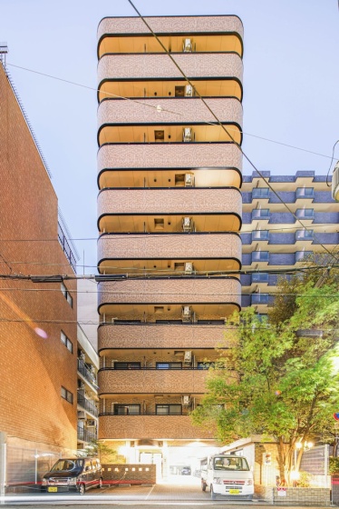 Lite House Shinsaibashi V — отель с удобствами в Осаке