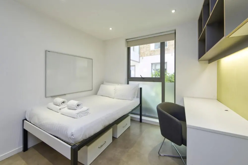 Smart Living in West London Student Studio — отель с удобным расположением в Лондоне