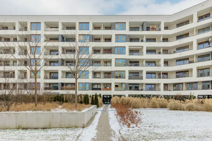Green Surroundings 2 Bedrooms by Renters — забронировать отель в Варшаве
