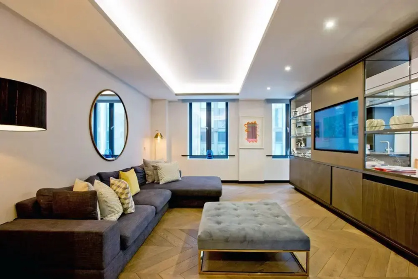 Цены на 3-bed Deluxe Apt 205 в Лондоне
