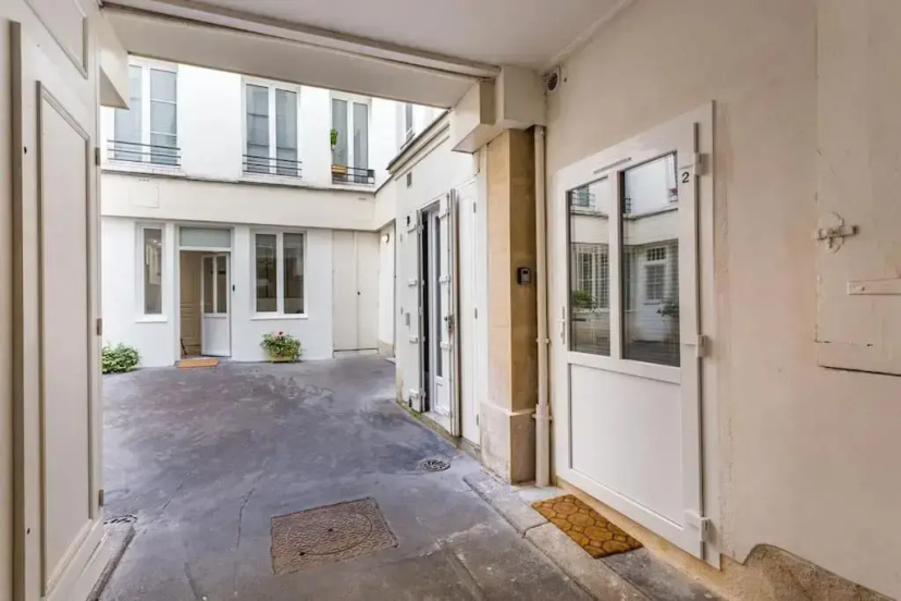 Appartement Marche Montorgeuil — отель с удобствами в Париже