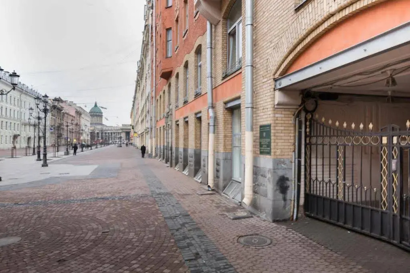 Peter the Great Apartments near Hermitage — отель в Санкт-Петербурге, Россия