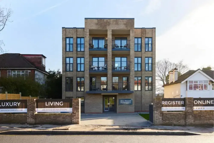 The Wembley Park Secret - Spacious 3bdr Flat With Terrace — отзывы гостей и цены