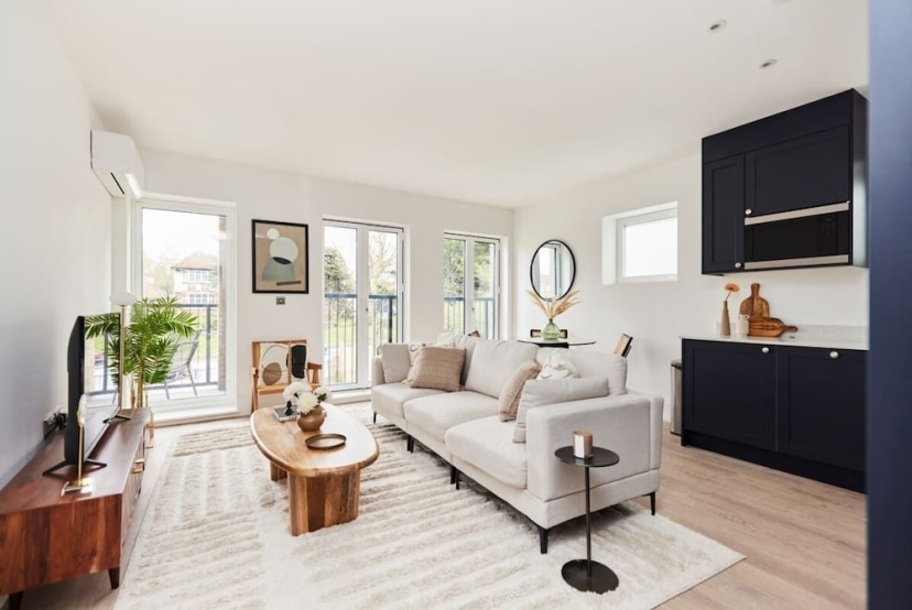 Цены на The Wembley Park Gem - Lovely 2bdr Flat With Balcony в Лондоне