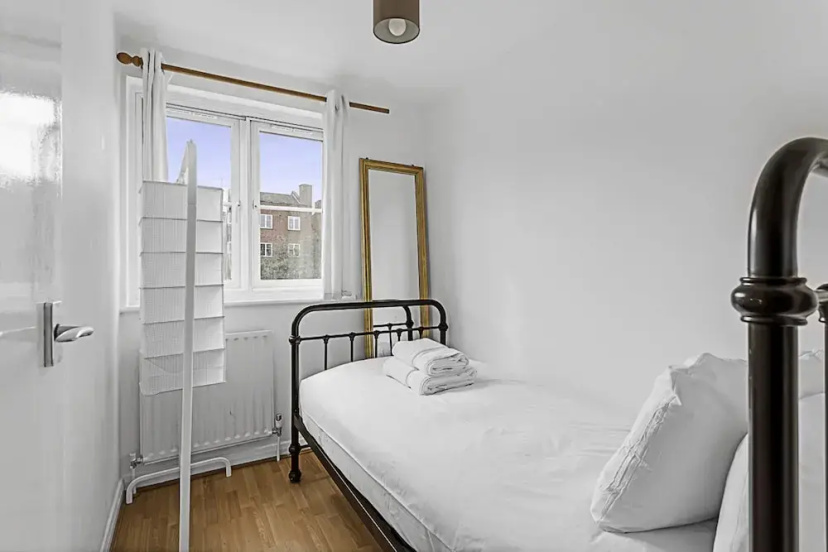 Beautiful Three-bedroom House in Richmond — комфортный отель в Лондоне