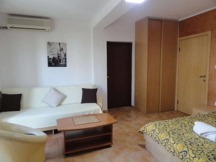 Apartments Mare — отель с удобным расположением в Будва