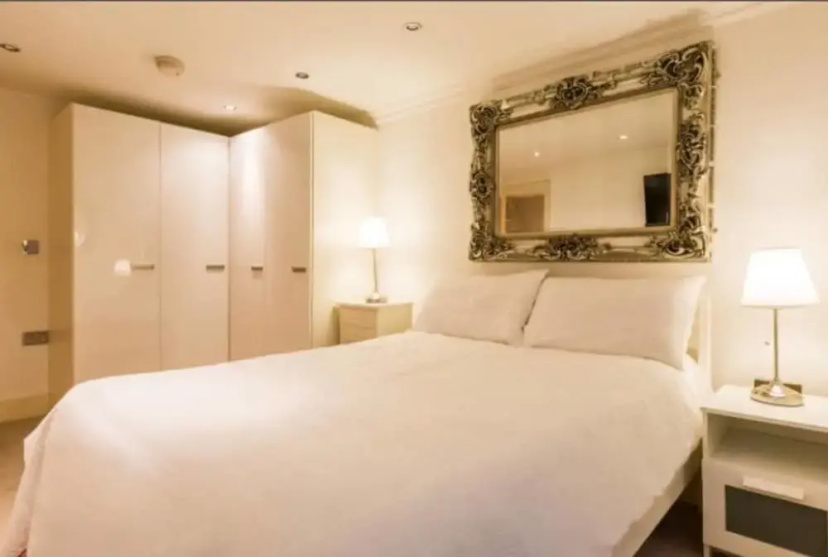 Camden Spacious Apartment — отель с удобствами в Лондоне