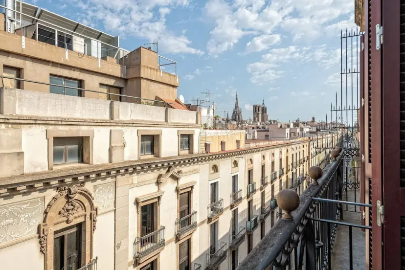 Ramblas Gothic Quarter By The5Vesoul — отель с удобствами в Барселоне
