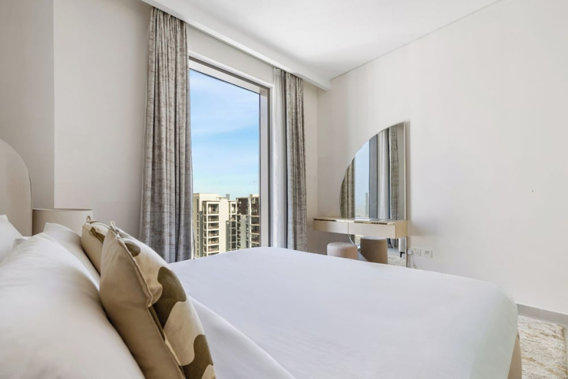 1BR Creek Beach Access — забронировать отель в Дубае