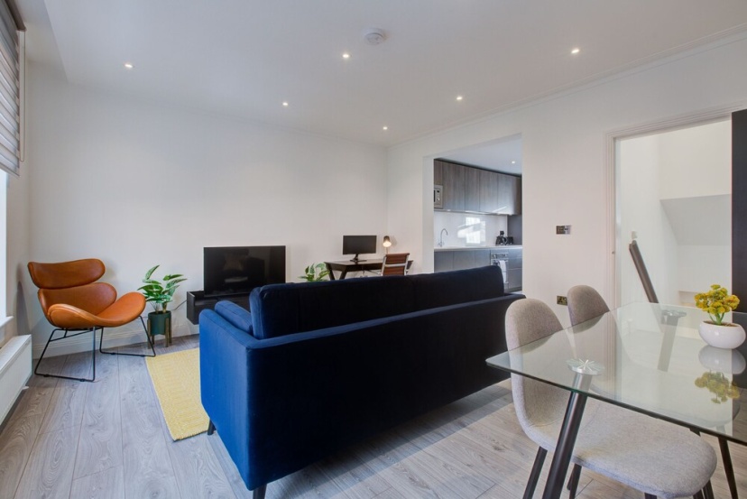 Contemporary 3-bed Apartment in Fulham, London — отель с удобным расположением в Лондоне