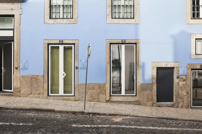 Hello Lisbon Castelo — отель с удобствами в Лиссабоне