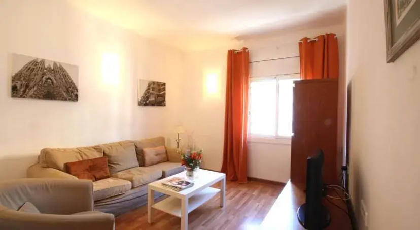 BCN Whynot Sants Apartment — отзывы гостей и цены