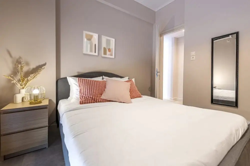 Цены на Phaedrus Living Athens City Center Geraniou в Афины
