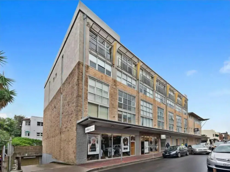 Цены на Bondi Beach Precinct в Сиднее