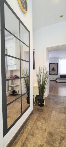 Wiener Buddha Style Flat - Marzstrasse City Apartments — отель с удобствами в вене