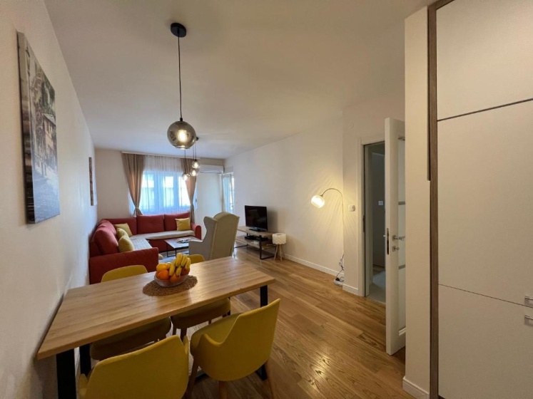 White Homes apartment 12 — отель в Подгорице, Черногория