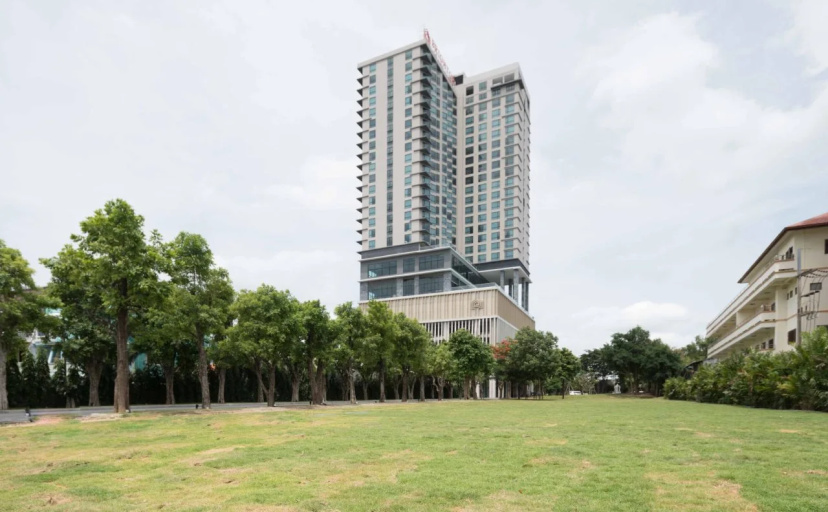 Brighton Grand Hotel Pattaya — отель с удобствами в Паттайе