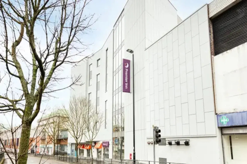 Premier Inn London Sutton — забронировать отель в Лондоне