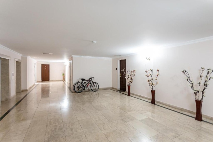 4 Bedroom Apartment In The City Centre — отзывы гостей и цены