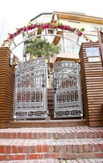 Happy Garden Guest House — забронировать отель в Сеул
