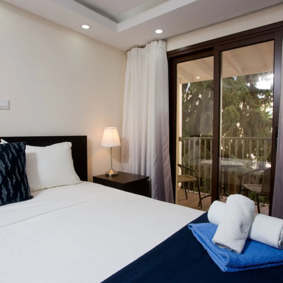 Galatex Beach Living House — комфортный отель в Лимассол