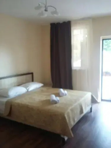 Цены на Guest house on Adleyba 146 в Сухуми