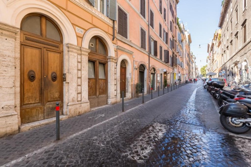 Цены на Monti Colosseum Apartment-Urbana в Риме
