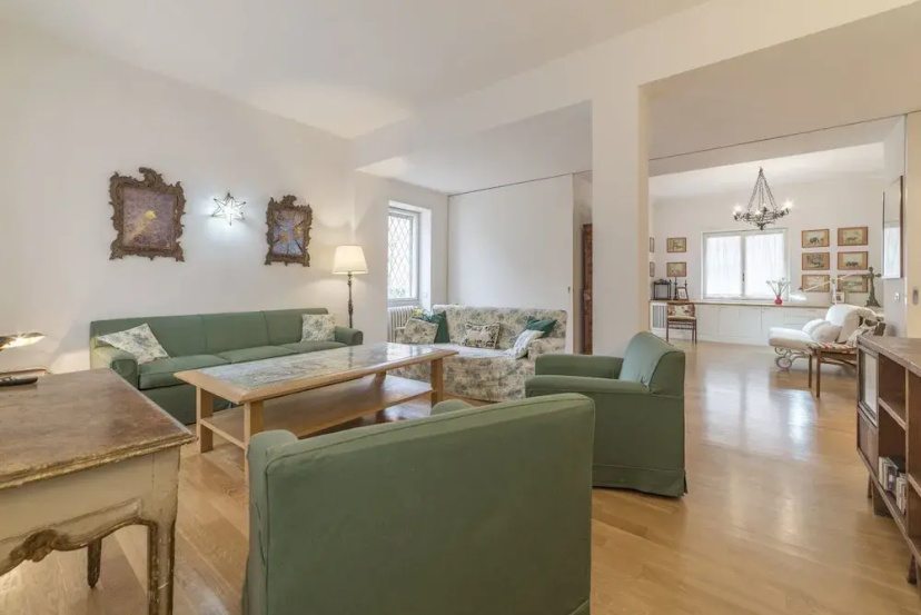 Micheli 4pax Apartment With Terrace — отель в Риме, Италия