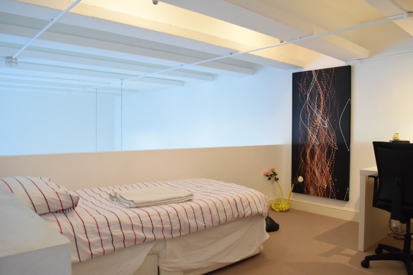 Spacious 2 Bedroom Apartment in Fulham — отзывы гостей и цены