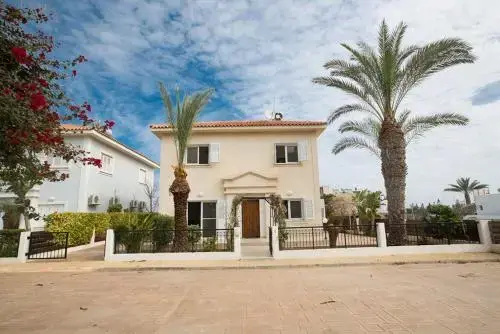 Beautiful 5 Star Holiday Villa in a Prime Location in Protaras, Book Early To Secure Your Dates, Protaras Villa 1266 — комфортный отель в Протарас