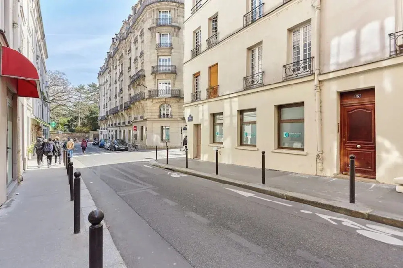 Apartement Pantheon Ile Saint Louis 2 Bdrs — отель с удобствами в Париже