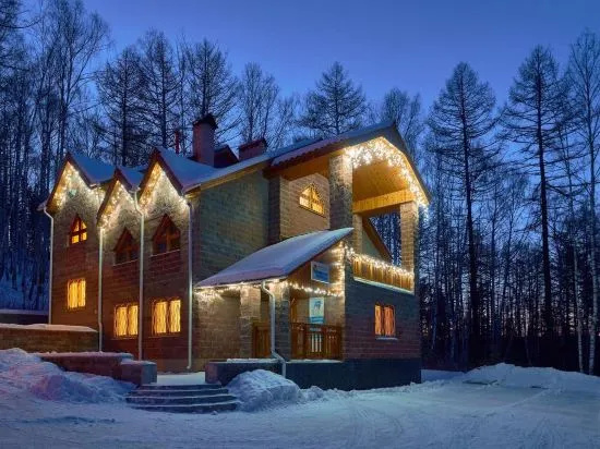 Guest House Snezhniy Bars — отель с удобным расположением в Абзаково